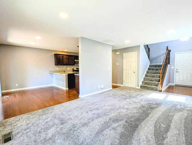 2540 Carlisle Lane, Hampshire, IL 60140