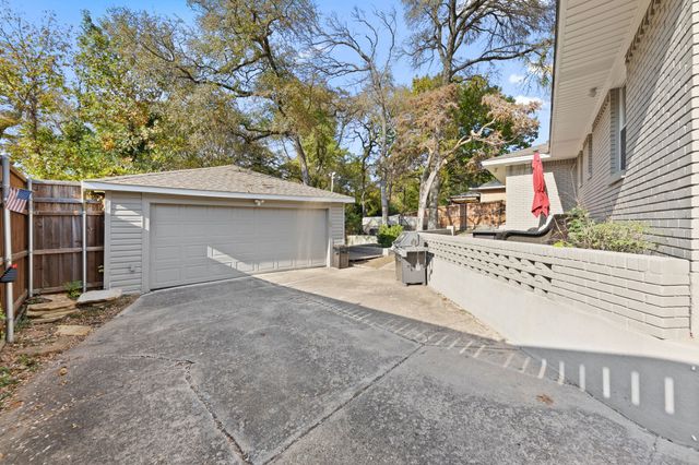 8053 Claremont Drive, Dallas, TX 75228