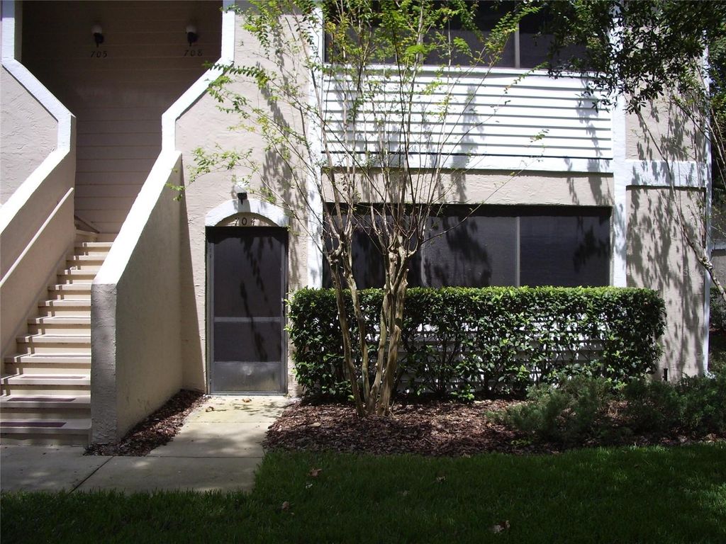 3148 S SEMORAN BOULEVARD 704, Orlando, FL 32822