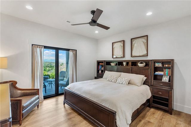 231 Keowee Turtlehead Road, Salem, SC 29676