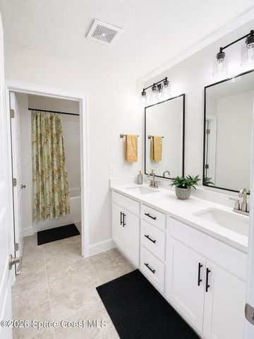 1056 Kylar Drive NW, Palm Bay, FL 32907
