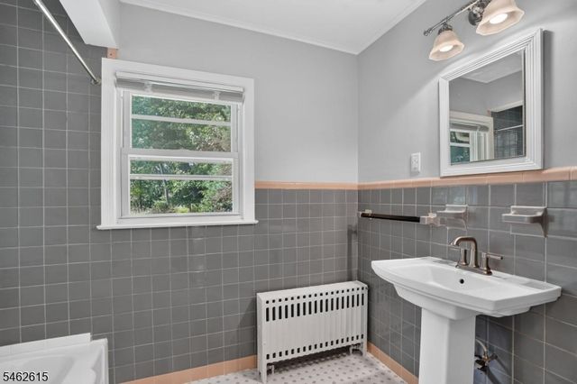 321 Jefferson Ave, North Plainfield Boro, NJ 07060