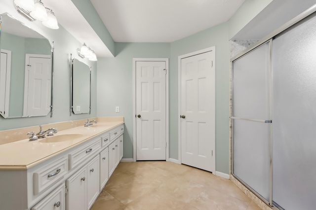 3519 Oak Lake Drive, Kingwood, TX 77339