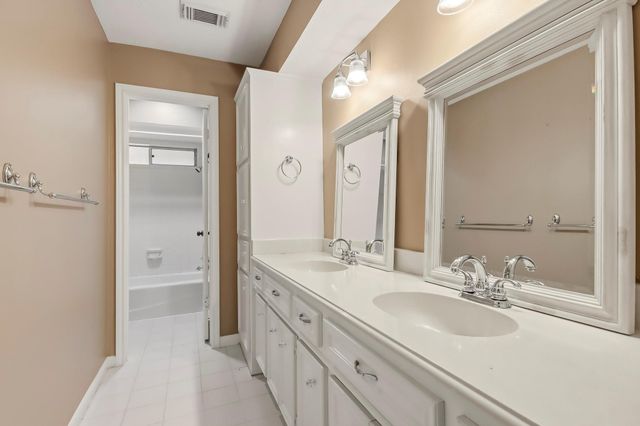 3519 Oak Lake Drive, Kingwood, TX 77339