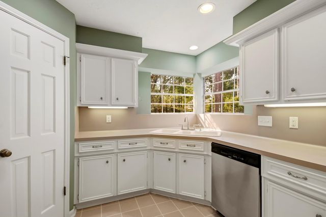 3519 Oak Lake Drive, Kingwood, TX 77339