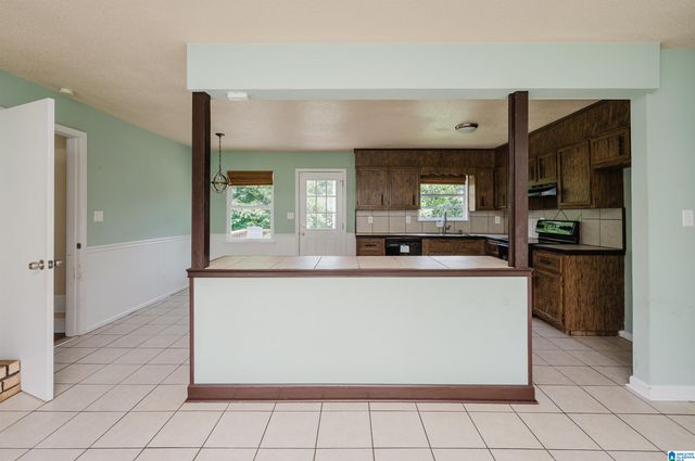 105 GREENRIDGE TERRACE, Bessemer, AL 35023