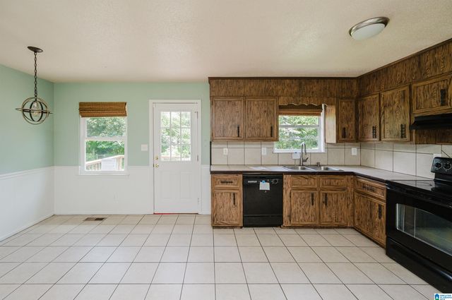 105 GREENRIDGE TERRACE, Bessemer, AL 35023