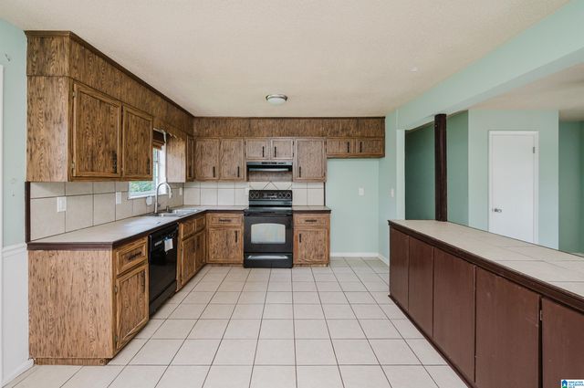 105 GREENRIDGE TERRACE, Bessemer, AL 35023