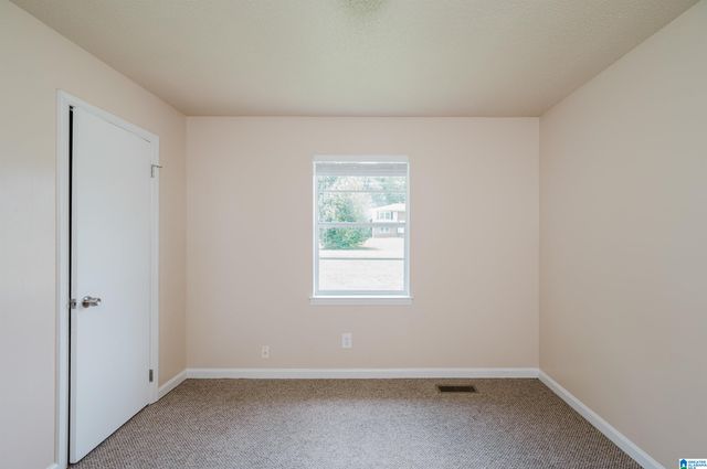 105 GREENRIDGE TERRACE, Bessemer, AL 35023