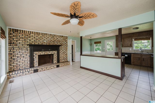 105 GREENRIDGE TERRACE, Bessemer, AL 35023