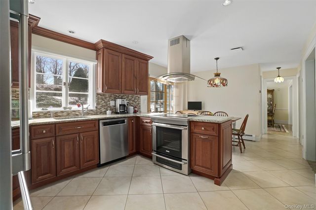 62 Sprain Valley Road, Scarsdale, NY 10583