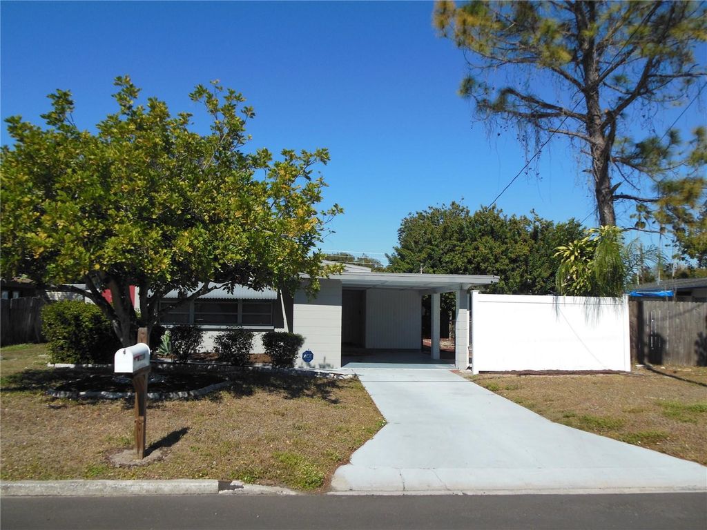 2204 20TH AVENUE W, Bradenton, FL 34205