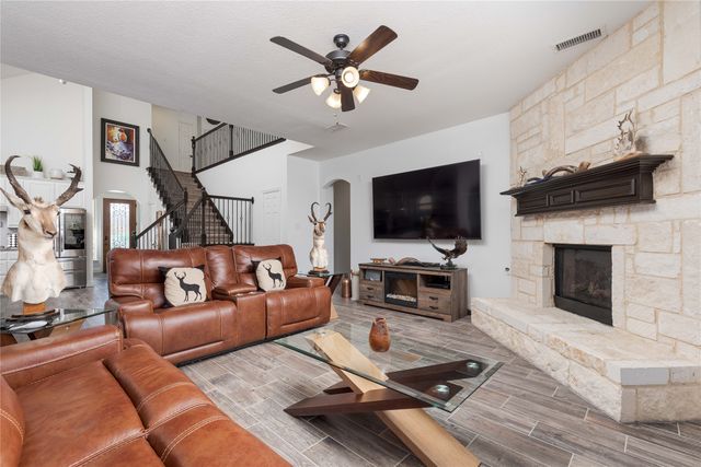 1008 Hummingbird Court, Forney, TX 75126