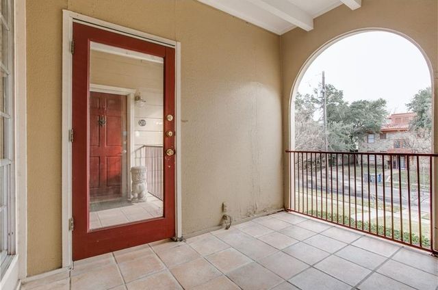 4023 Wycliff Avenue 204, Dallas, TX 75219