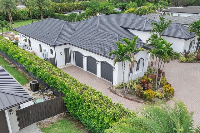 20120 SW 133rd Ave, Miami, FL 33177