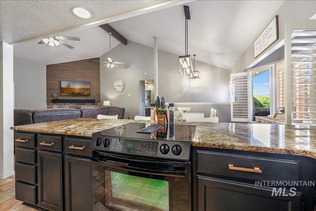619 Ballingrude Drive, Twin Falls, ID 83301