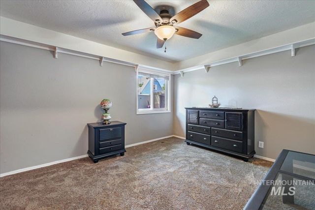 619 Ballingrude Drive, Twin Falls, ID 83301