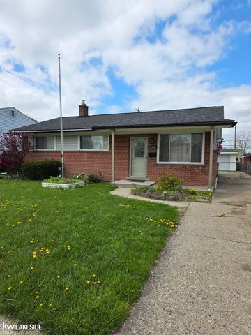 30541 Bluehill Street, Roseville, MI 48066