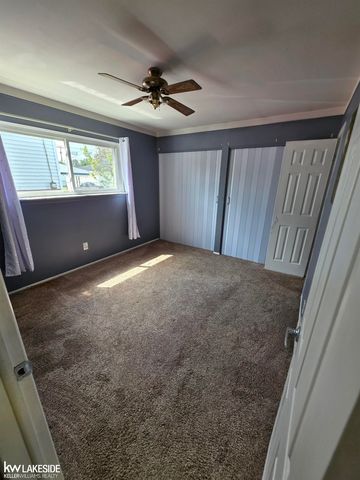 30541 Bluehill Street, Roseville, MI 48066