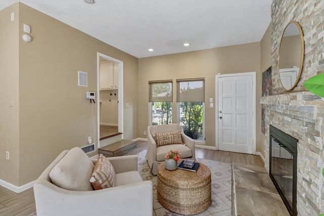 861 Wixford Way, Sacramento, CA 95864