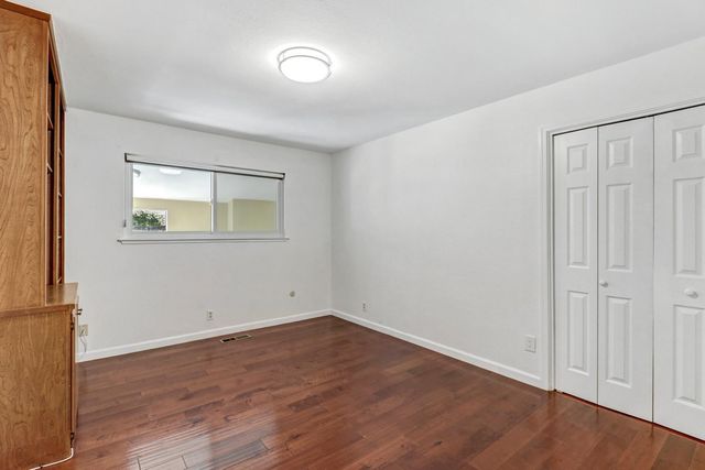 861 Wixford Way, Sacramento, CA 95864