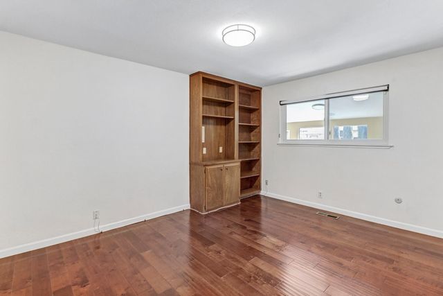 861 Wixford Way, Sacramento, CA 95864