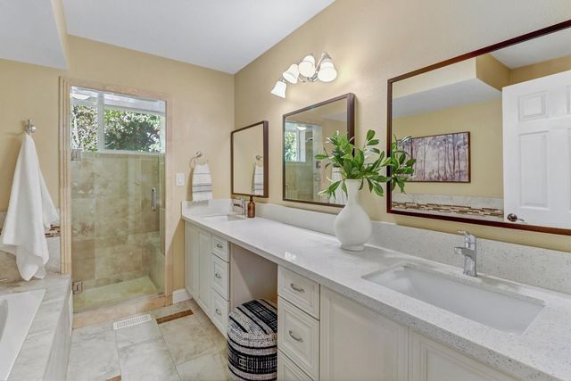 861 Wixford Way, Sacramento, CA 95864