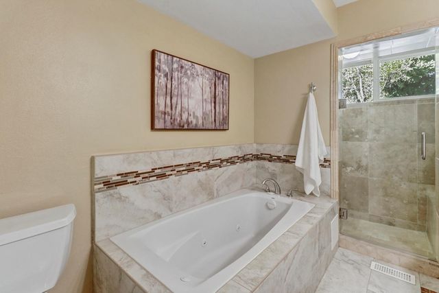 861 Wixford Way, Sacramento, CA 95864