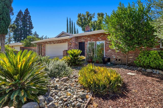 861 Wixford Way, Sacramento, CA 95864