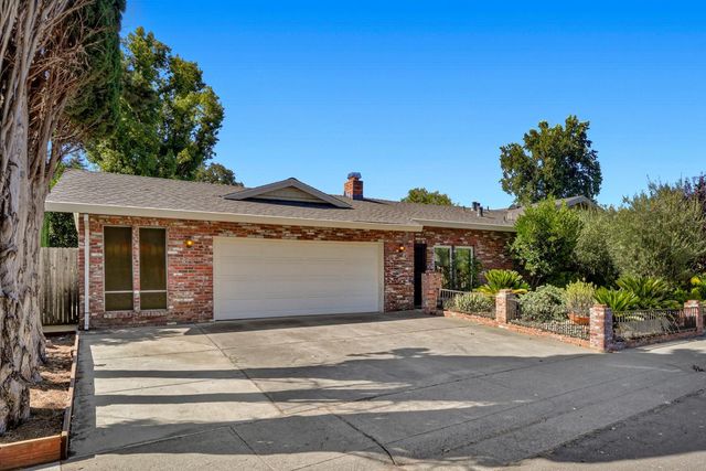 861 Wixford Way, Sacramento, CA 95864