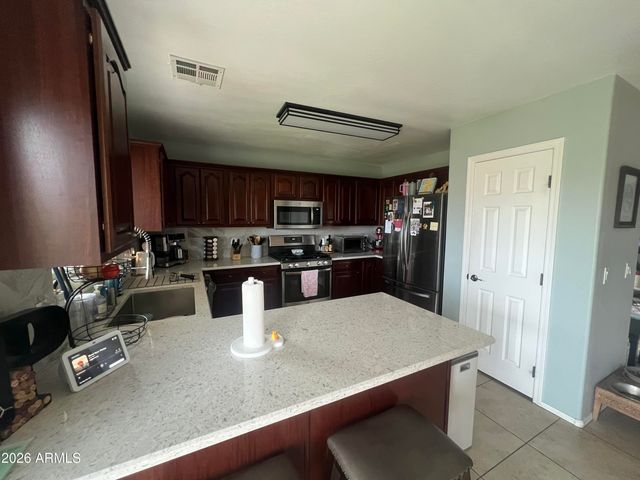 11206 W CHASE Drive, Avondale, AZ 85323