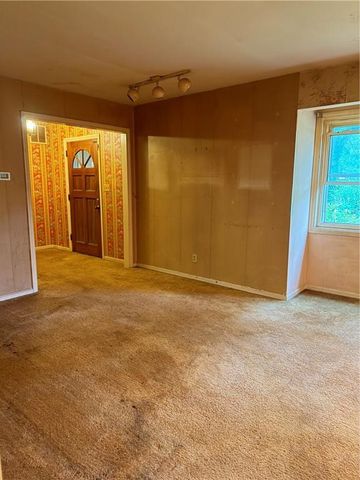 1070 Delmont Terrace, Roswell, GA 30075
