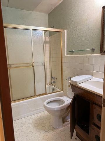 1070 Delmont Terrace, Roswell, GA 30075
