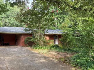 1070 Delmont Terrace, Roswell, GA 30075