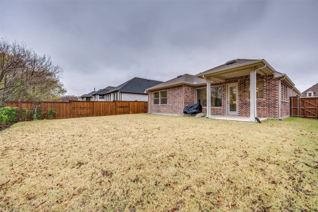 1815 Bell Court, Van Alstyne, TX 75495