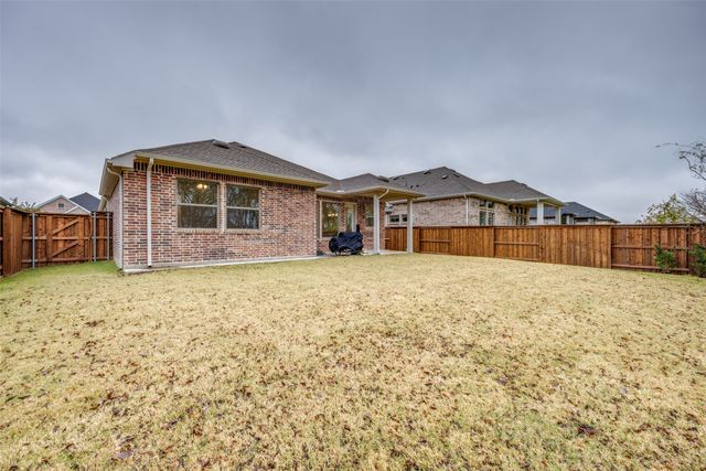 1815 Bell Court, Van Alstyne, TX 75495