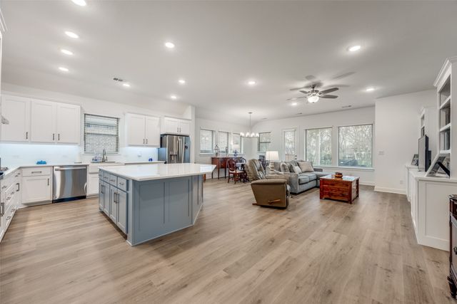 1815 Bell Court, Van Alstyne, TX 75495