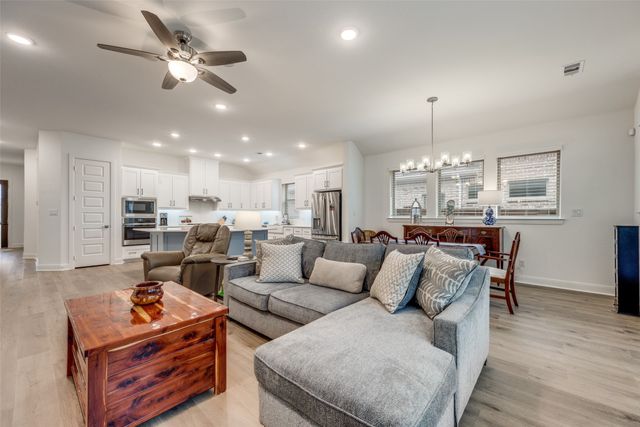 1815 Bell Court, Van Alstyne, TX 75495