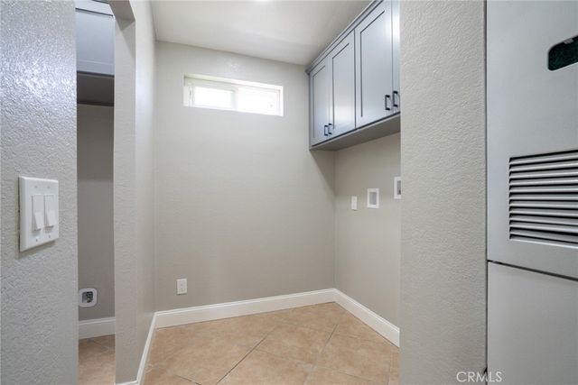 218 Las Brisas, Pomona, CA 91768