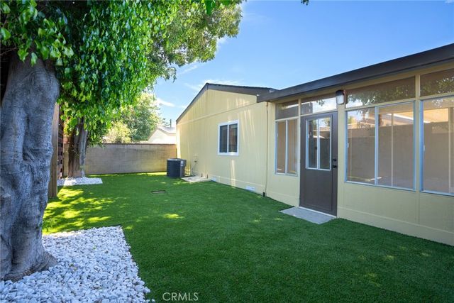 218 Las Brisas, Pomona, CA 91768