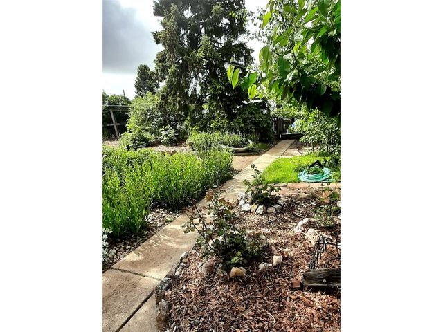 9795 Morrison Rd, Lakewood, CO 80227