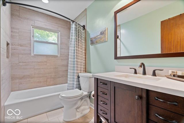 6906 Hendricks Street, Anderson, IN 46013