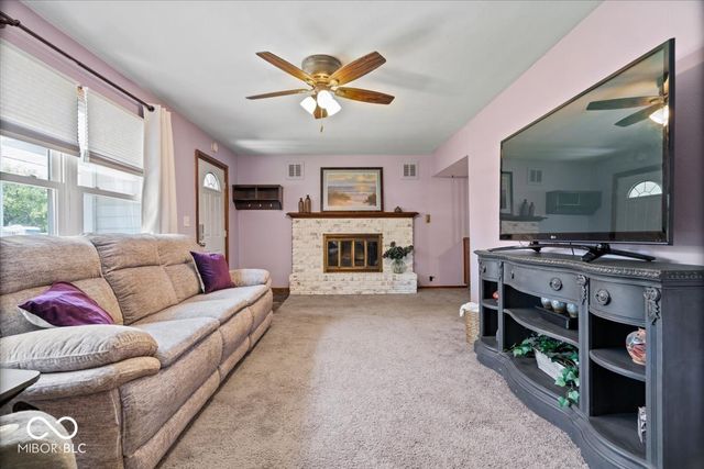 6906 Hendricks Street, Anderson, IN 46013