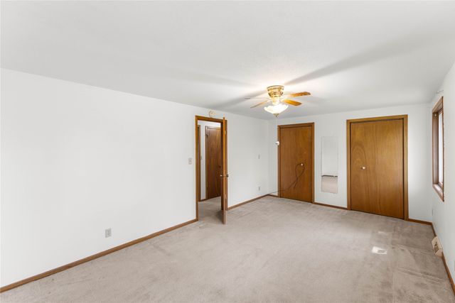 2347 E 38th Street, Des Moines, IA 50317