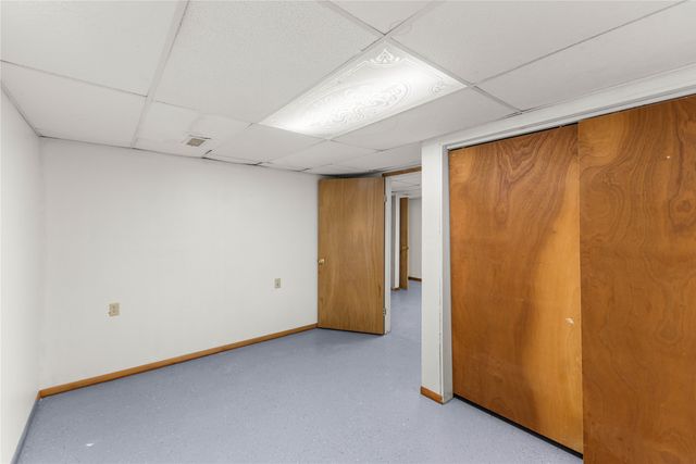 2347 E 38th Street, Des Moines, IA 50317
