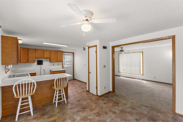 2347 E 38th Street, Des Moines, IA 50317