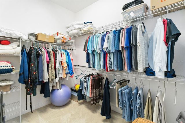 2487 YELLOW BRICK ROAD, St Cloud, FL 34772