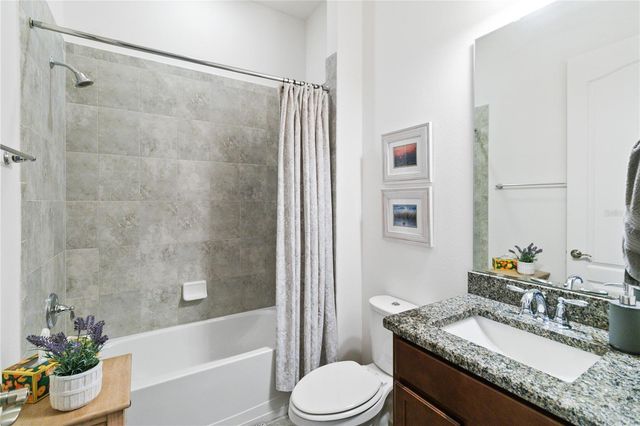 2487 YELLOW BRICK ROAD, St Cloud, FL 34772