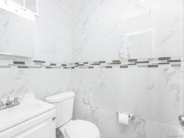 555 Kimball Avenue, Yonkers, NY 10704