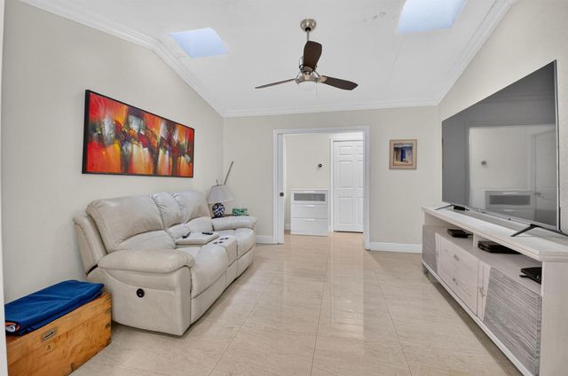 19505 SEDGEFIELD Terrace, Boca Raton, FL 33498